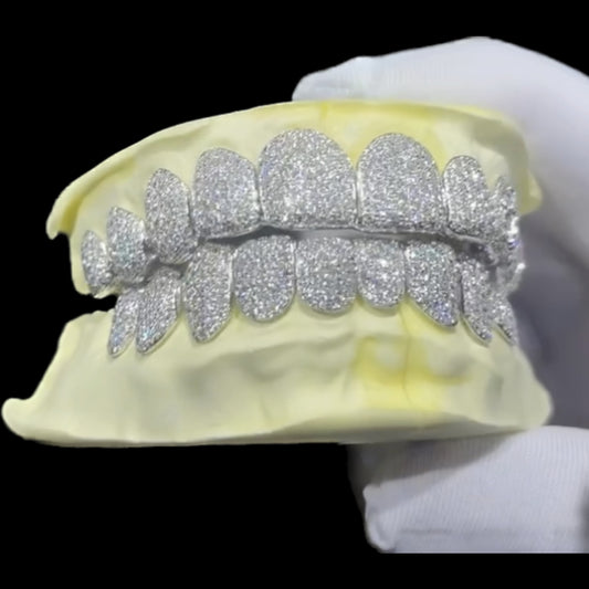 Custom Fit Grillz (SOLID, MOISSANITE, OR DIAMOND)
